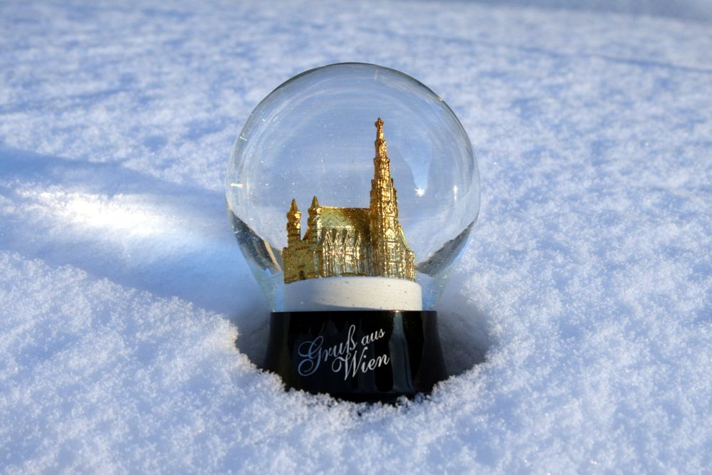 Vienna snow globe with St. Stephen’s Cathedral inside